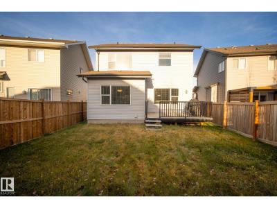 10 CODETTE WY, Sherwood Park, ألبرتا T8H 2T6, كندا 