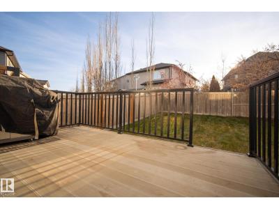 10 CODETTE WY, Sherwood Park, ألبرتا T8H 2T6, كندا 