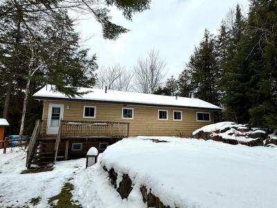 114 Ch. du Lac-Bois-Franc, Val-des-Monts, Quebec J8N 1C7, Canadá