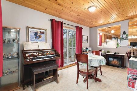 114 Ch. du Lac-Bois-Franc, Val-des-Monts, Quebec J8N 1C7, Canadá