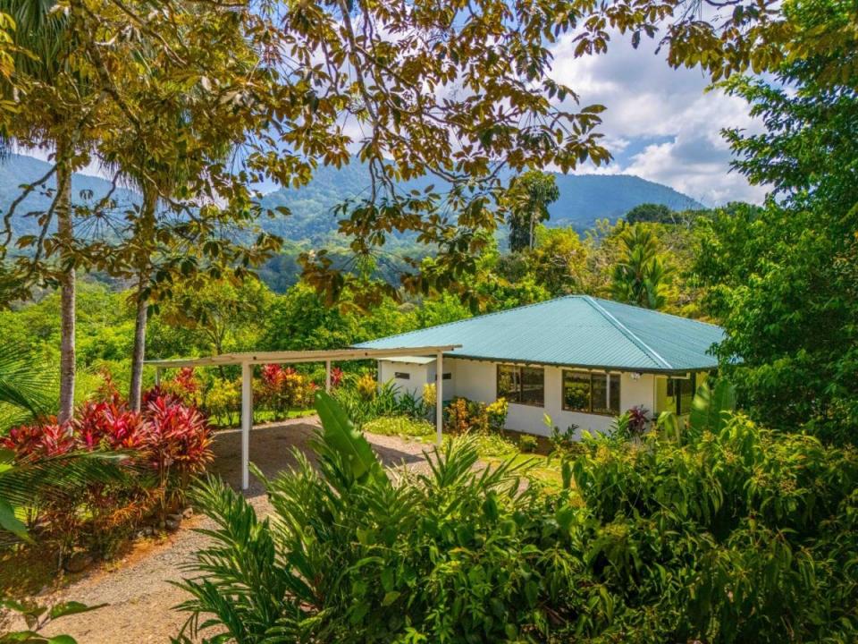 Tres Rios , Tres Ríos Puerto Cortés Osa, Puntarenas 00001, Costa Rica