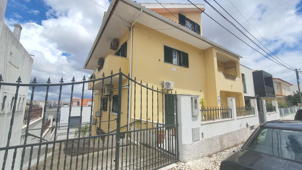 Odivelas, Lisbon 1685-734, Portugal