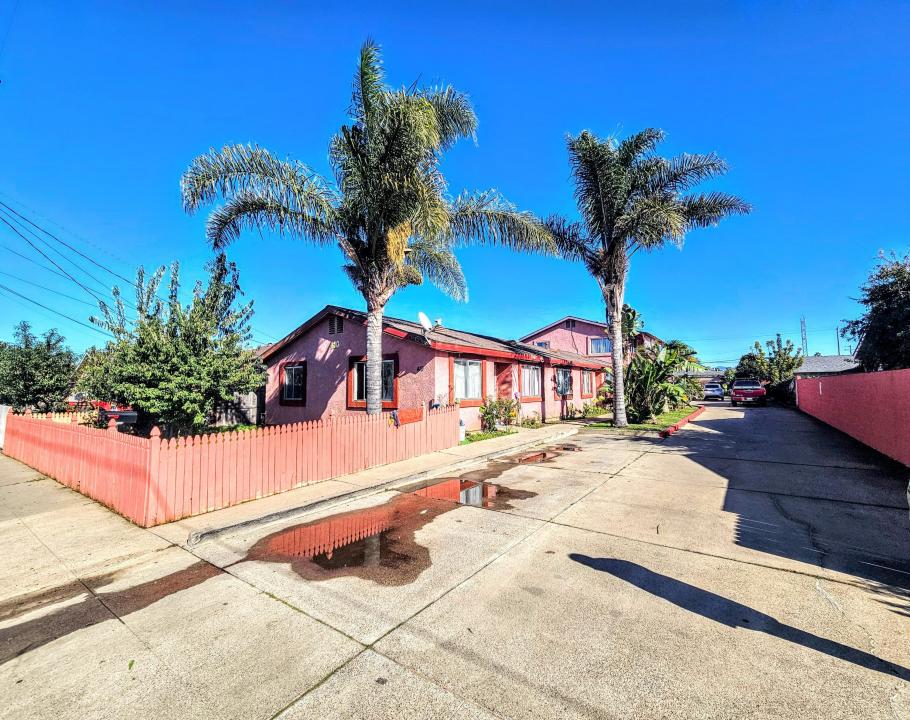 410 N Oakley Avenue, Santa Maria, California 93458