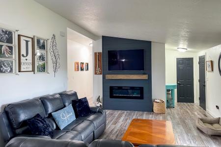 1709 5th Ave, Minot, North Dakota 58701