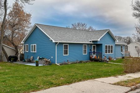 1714 University Drive, Minot, Dakota Du Nord 58703, États-Unis