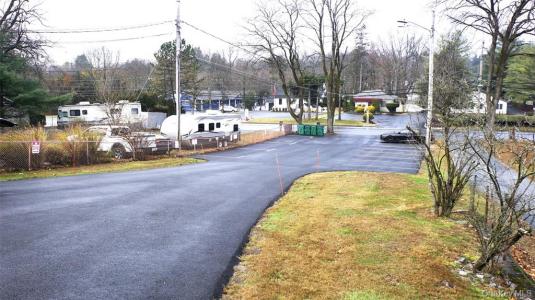 1342 Route 44 Unit #4, Pleasant Valley, 뉴욕 12569, 미국