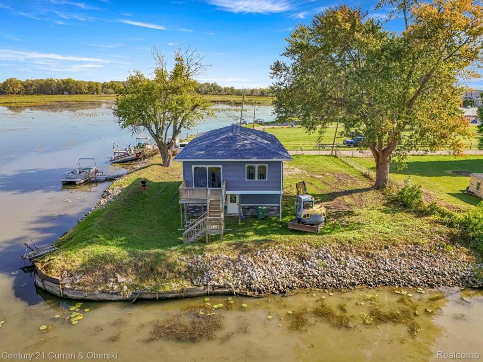 6809 Lakeshore Drive, Estral Beach Village, Michigan 48166, Stati Uniti