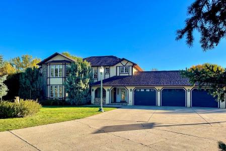 2200 24th Ave, Minot, ND 58701, USA