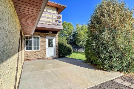 2200 24th Ave, Minot, North Dakota 58701