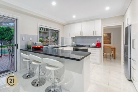 12 Kristine Place, Cherrybrook, NSW 2126, 澳大利亚
