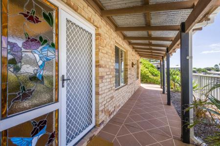 26B Valley Road, Halls Head, WA 6210, Australien
