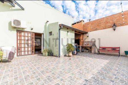 Salvigny 1500, Parque Chacabuco, Capital Federal 00001, Argentine