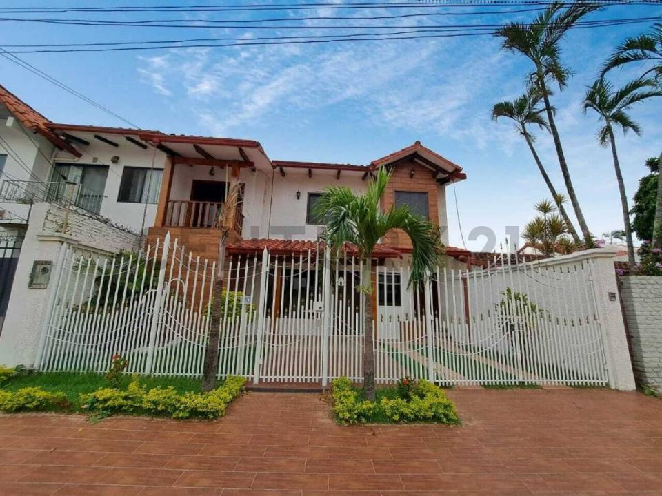 Urb Jardin Latino Av Pirai 4to anilo , Oeste, Santa Cruz 0000, Bolivie