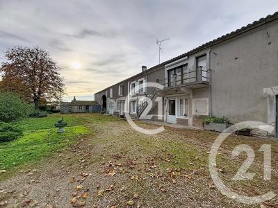 Houlette, Poitou-Charentes 16200, France