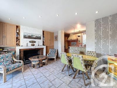 Cavaillon, Provence-Alpes-Côte D'Azur 84300, צרפת 