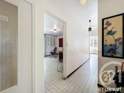 Castelnau Le Lez, Languedoc-Roussillon 34170, France