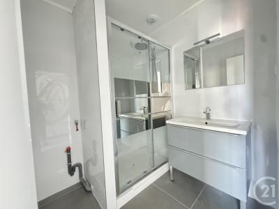 St Fons, Rhône-Alpes 69190, Pháp