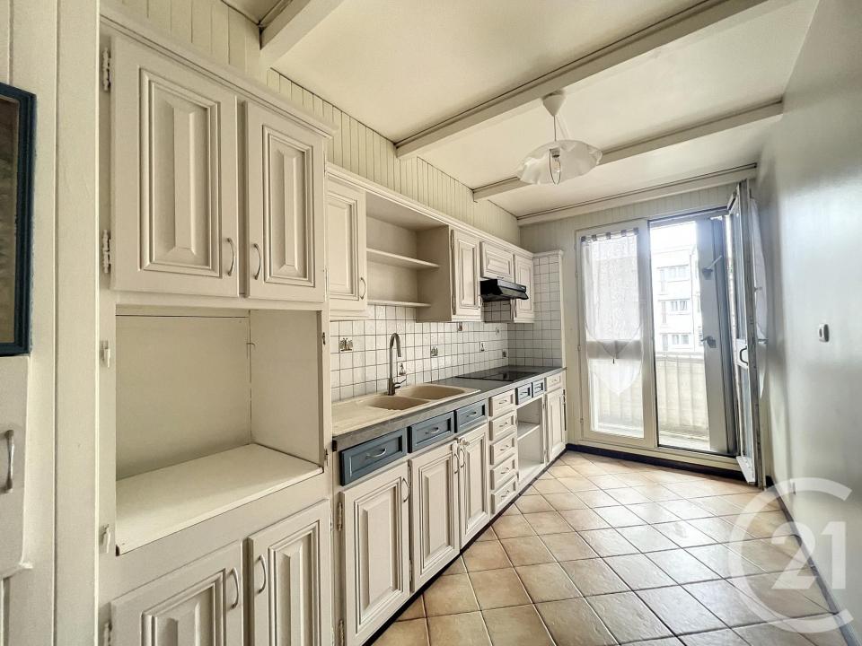 Melun, Isla De Francia 77000, Francia