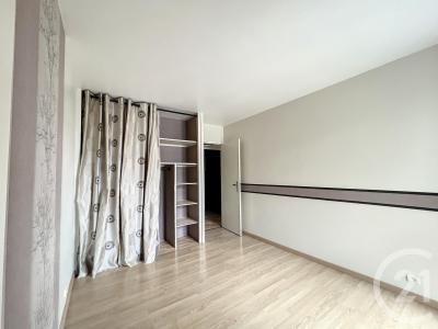 Melun, Isla De Francia 77000, Francia