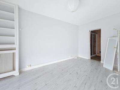 Troyes, Champagne-Ardenne 10000, France