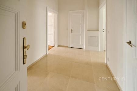 Podskalská, Praha, Území Hlavního Města Prahy 12800, Czech Republic