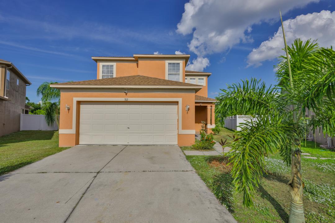702 Cristelle Jean Dr, Ruskin, Florida 33570