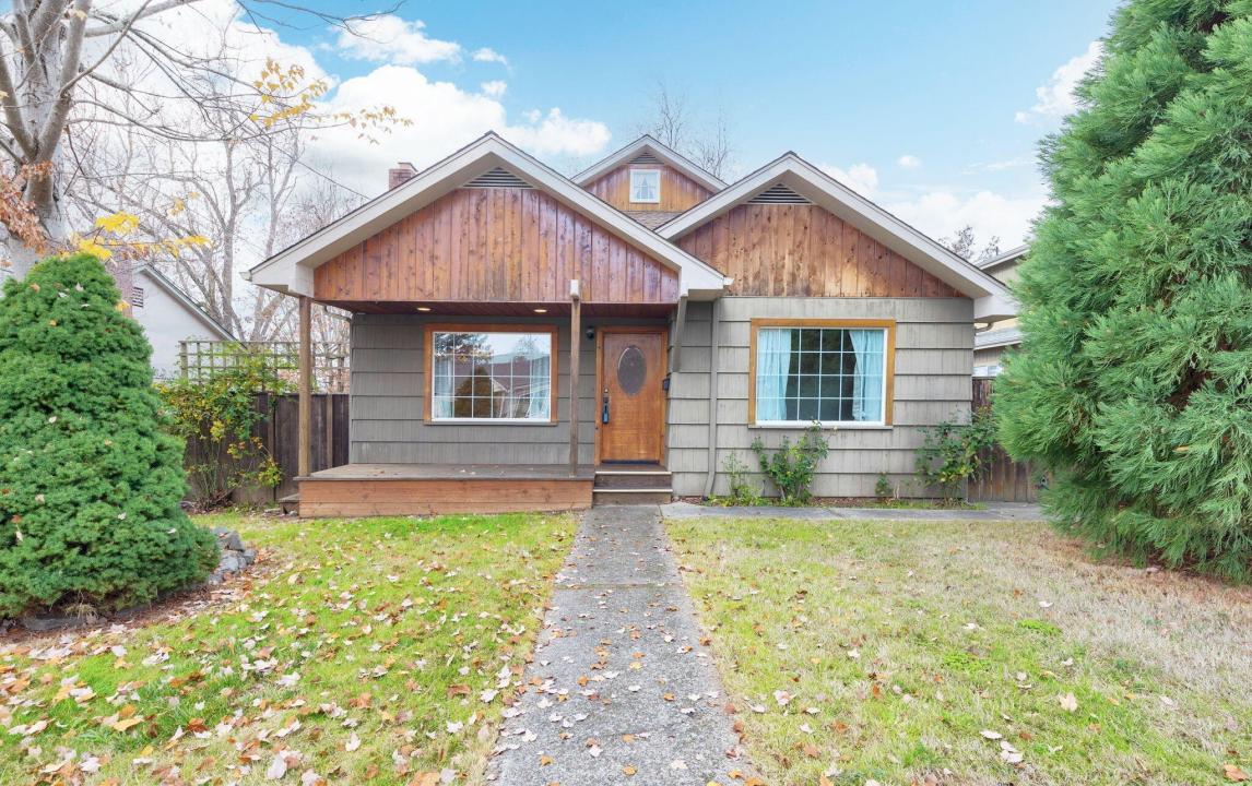 418 NE 11th Street, Grants Pass, Oregón 97526, Estados Unidos