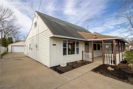 262 Idlewood Road, Austintown, Ohio 44515, USA