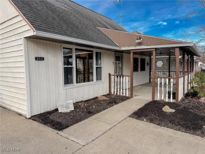 262 Idlewood Road, Austintown, Ohio 44515, USA