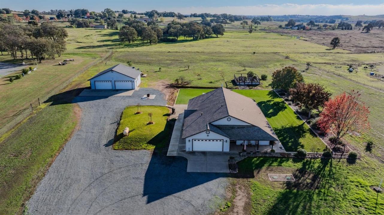 17 Sara-Lex Court, Valley Springs, California 95252