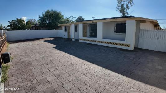 251 W Missouri Street, Tucson, Arizona 85714