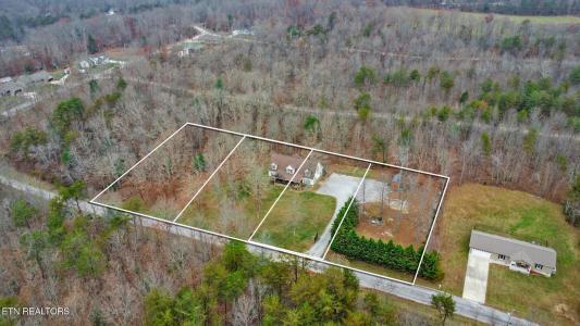 1035 Gray Eagle Drive, Crossville, טנסי 38572, ארצות הברית של אמריקה 