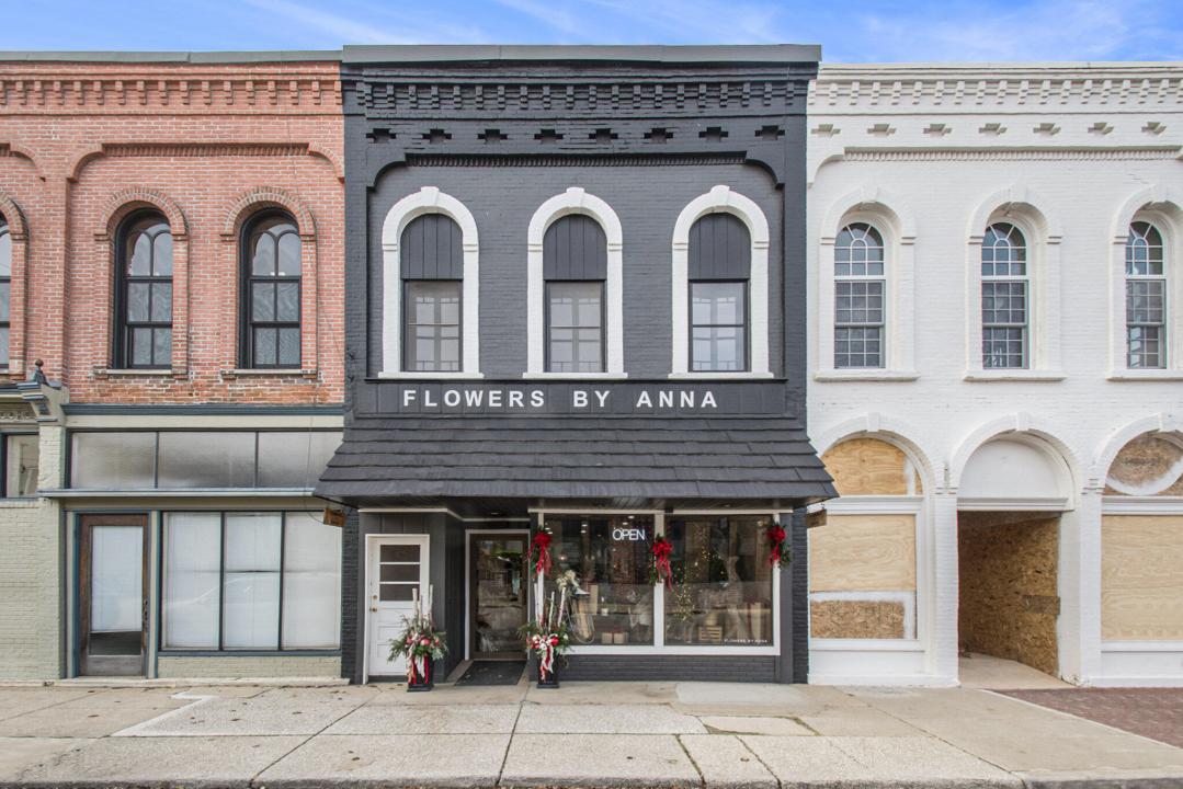 111 Commercial Street, Dowagiac, Michigan 49047, USA