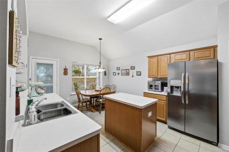 304 Briar Cove Circle, Red Oak, Texas 75154, USA