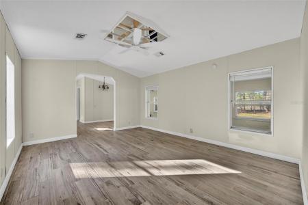 6180 WINNING WOOD TRAIL, De Leon Springs, 佛罗里达州 32130, 美国