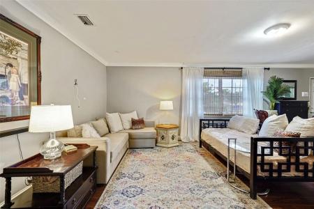 500 NW 120th St, Miami, 佛罗里达州 33168, 美国