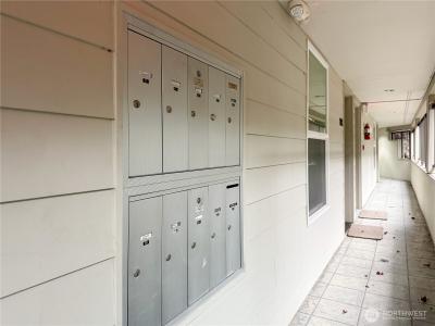 2334 Thorndyke Ave , 202, Seattle, Washington 98199