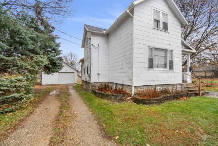 927 N George Street, Jackson, Michigan 49202, USA