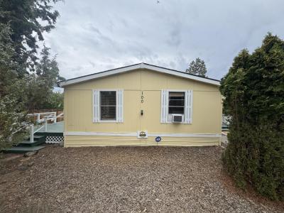 2633 SW Obsidian Avenue , 100, Redmond, Oregón 97756, Estados Unidos