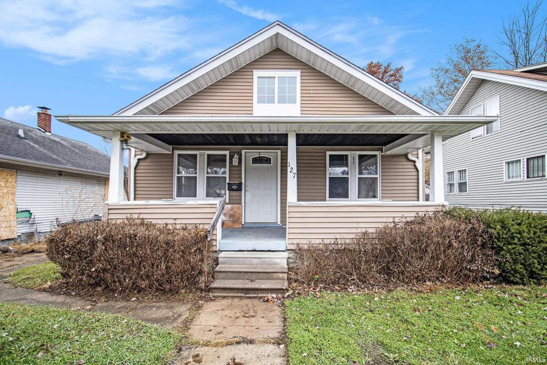 127 E Oakside Street, South Bend, Indiana 46614