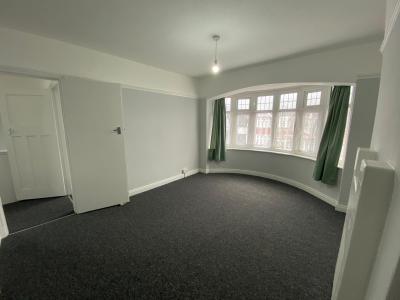 71, Sandhurst Drive, ILFORD, United Kingdom