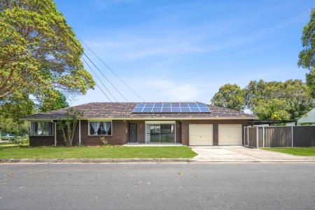 19 Ashcroft Street, Georges Hall, NSW 2198, Australia