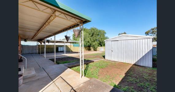 25 Hamblynn Road, Elizabeth Downs, SA 5113, Australia