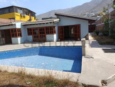 Miami , Lima, Lima 00001, Peru