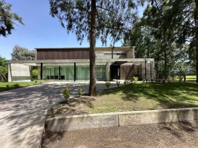 RUTA 2 KM 65 , La Plata, GBA Sur 1900, アルゼンチン