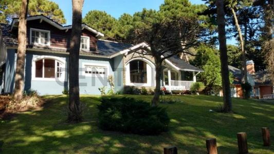 Troya y Fragata la Victoria , Pinamar, Buenos Aires Costa Atlántica 7167, Argentina