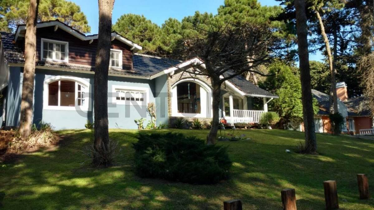 Troya y Fragata la Victoria , Pinamar, Buenos Aires Costa Atlántica 7167, Argentina