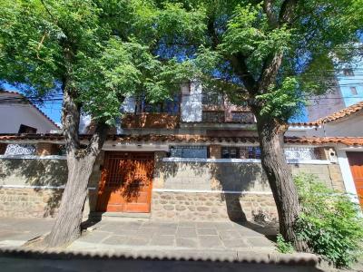 campero antes de 15 de abril , Zona Centro, Tarija 00001, Bolívia