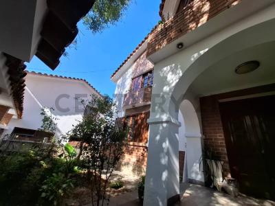 campero antes de 15 de abril , Zona Centro, Tarija 00001, Bolívia