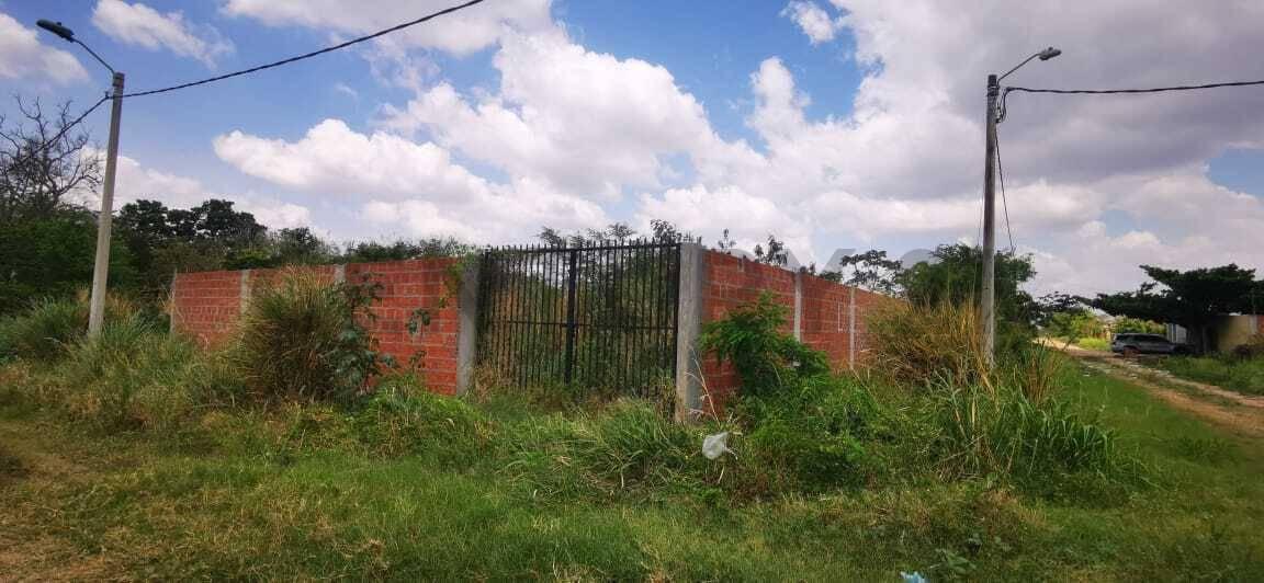 Barrio la casona plaza mayor del este , Este, Santa Cruz 00001, Bolivya